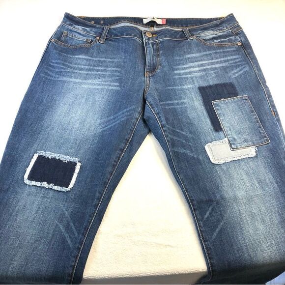 CABI SLIM BOYFRIEND DENIM JEAN - Picture 2 of 11